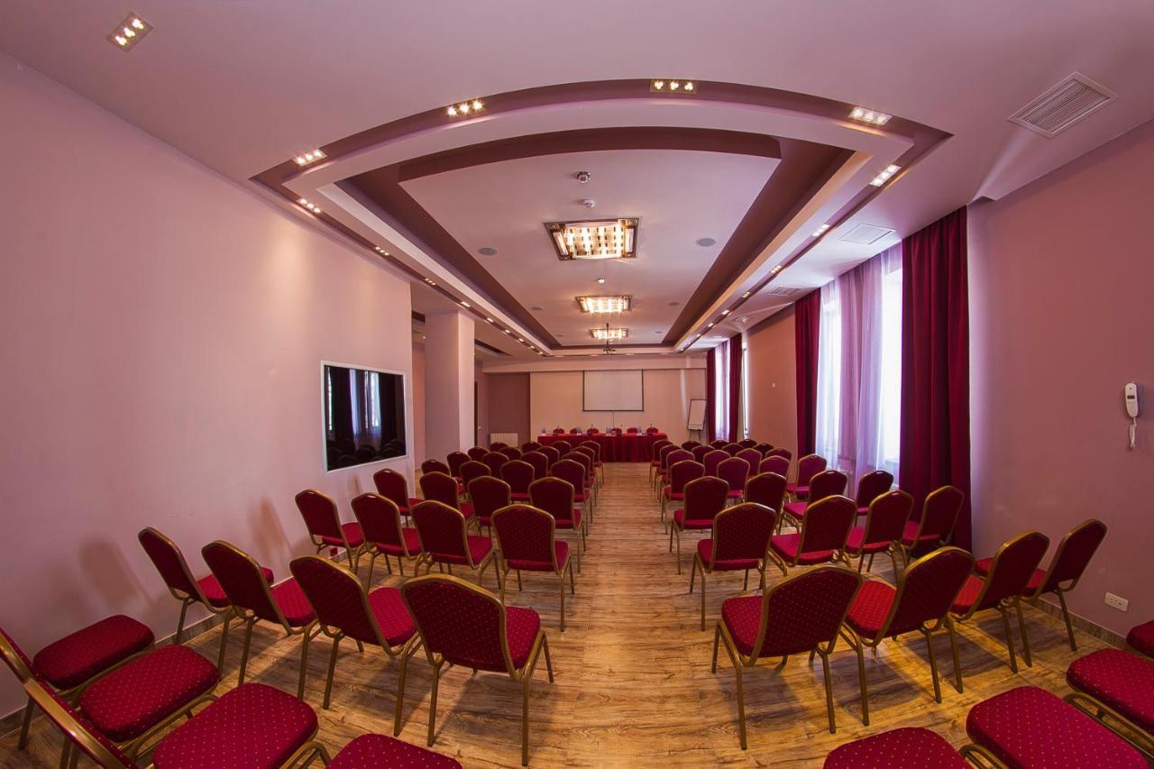 Alpina Resort By Stellar Hotels, צ'אקאדזור מראה חיצוני תמונה